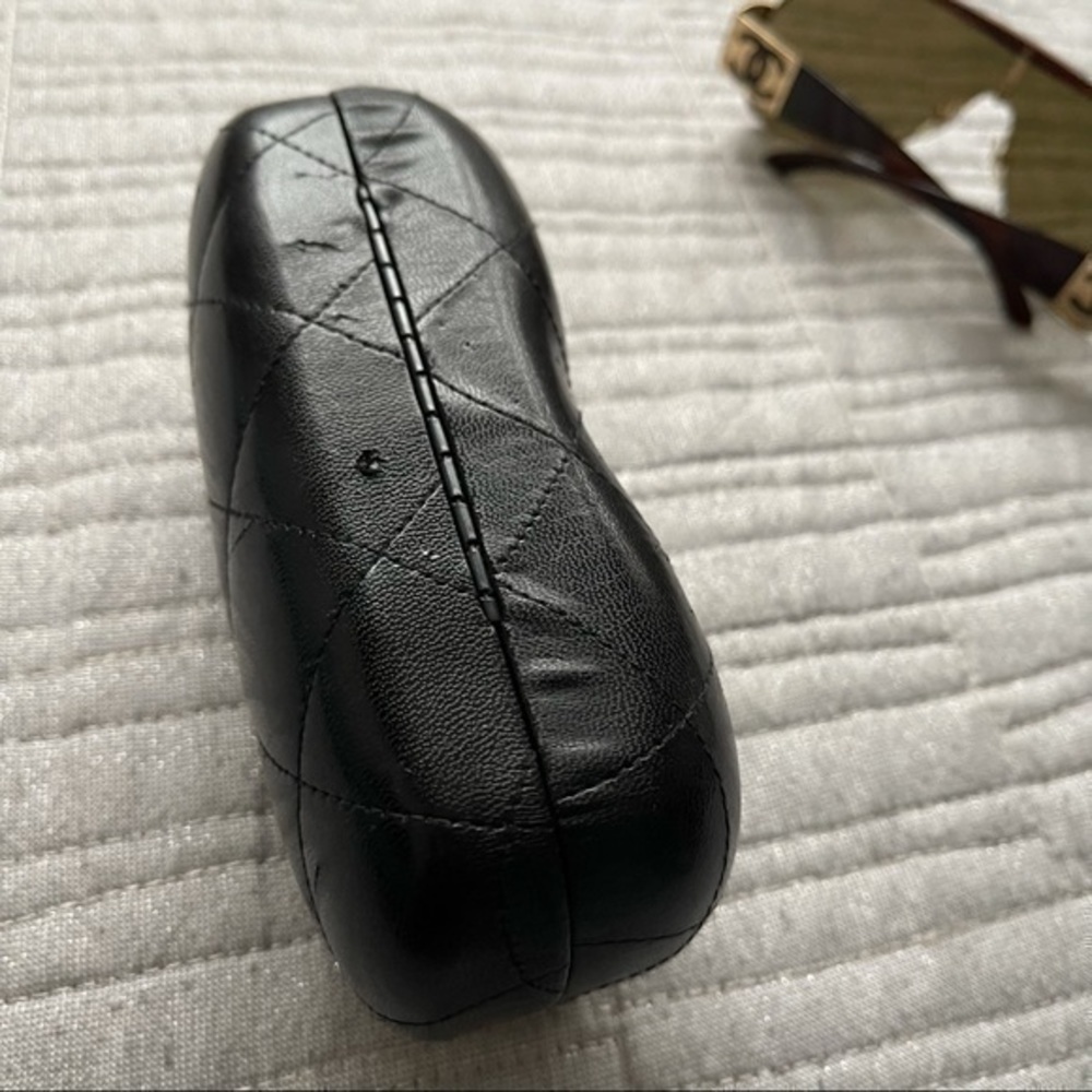 CHANEL Vintage THE 1999 Sunglasses - Picture 14 of 16